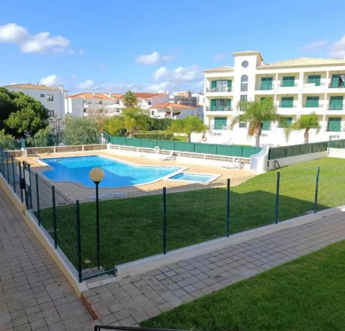 Central View 990 Meters From Beach On Foot アルブフェイラ